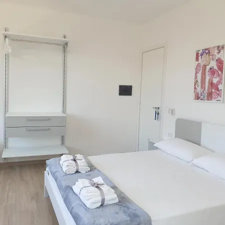La Casa Di Antonio And Guest house