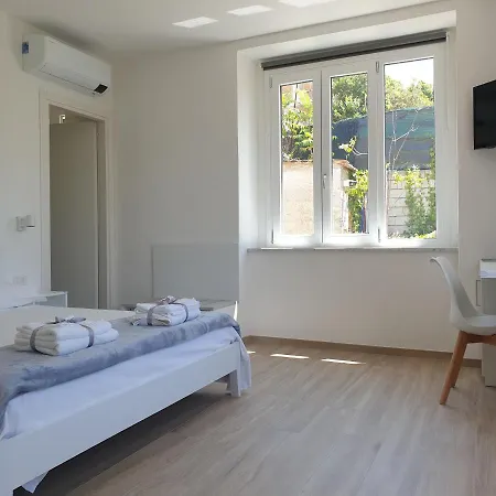 La Casa Di Antonio And Guest house